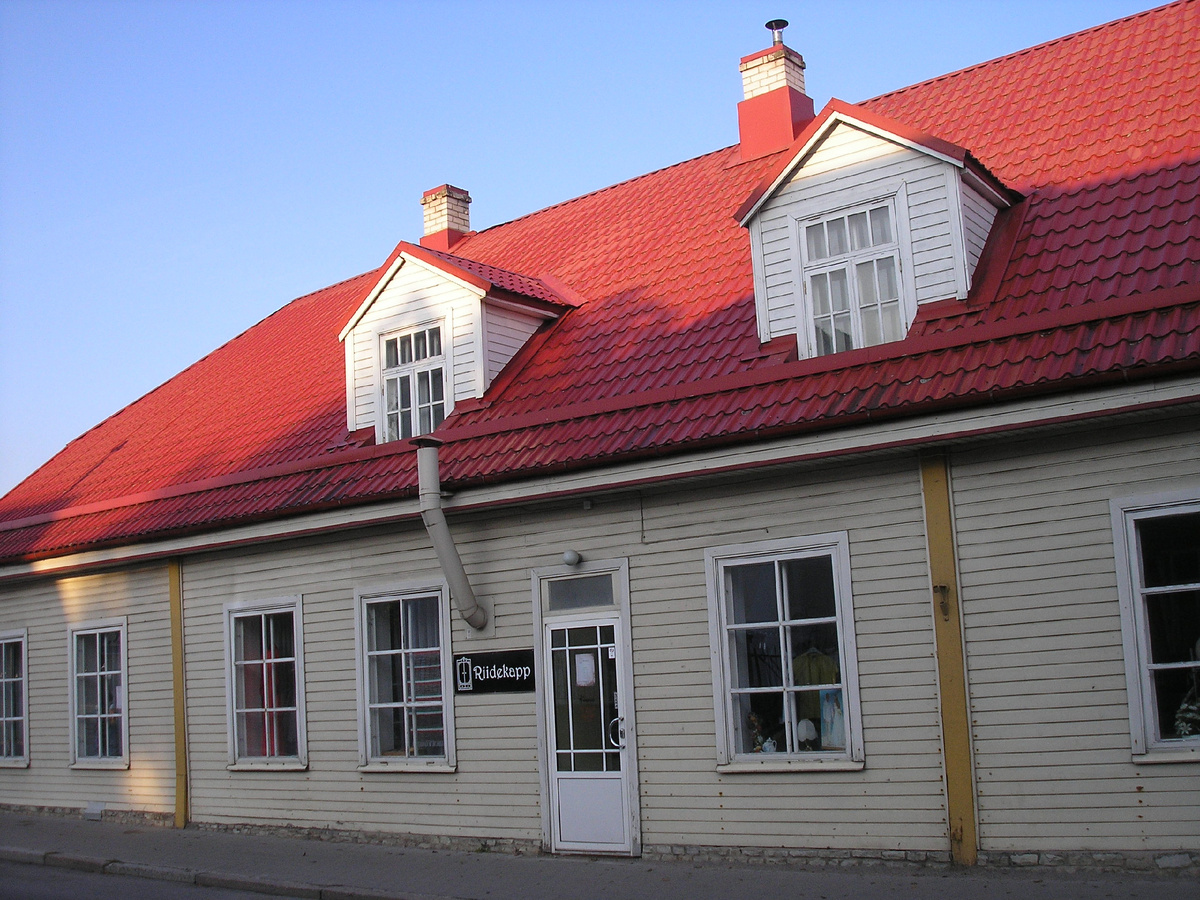 Дом в Пайде, где раньше находилась аптека Браше. Фото Татьяна Рюмина