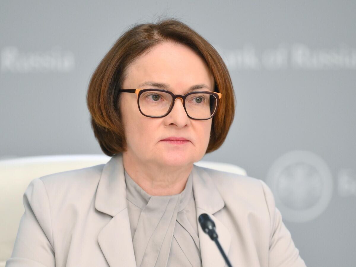    Председатель Банка России Эльвира Набиуллина на пресс-конференции по итогам заседания совета директоров по денежно-кредитной политике в Москве© РИА Новости / Григорий Сысоев