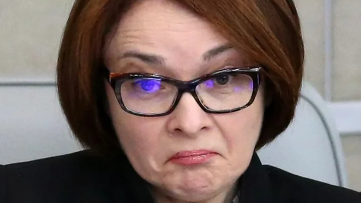 ЦБ поднял ставку до рекордных 21%. Что будет с ценами и инфляцией в России?