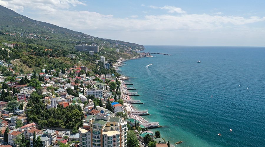 Вид на Ялту // Фото: Туристический портал Республики Крым, Сергей Коршунов