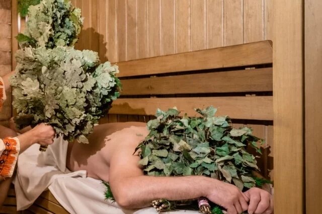    Кого из святых чтят 26 октября и почему день назвали Банным обиходьем?