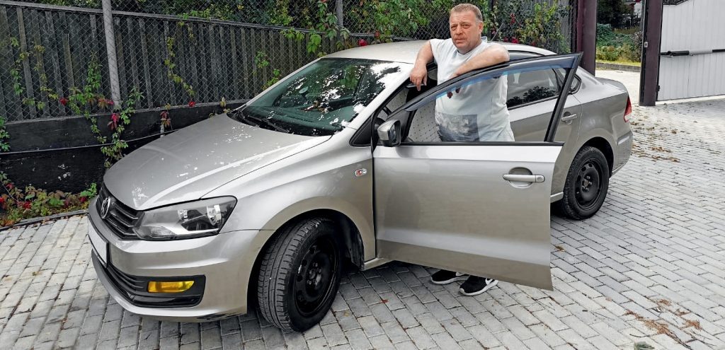 Евгений Шлыков, предприниматель. Возраст: 53 года. Стаж вождения: 37 лет 
