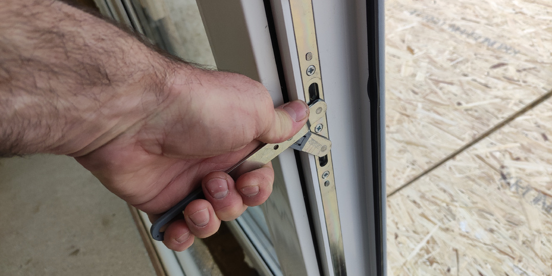 Не ставьте панорамные окна и раздвижные порталы, вместо них придумали более удобное решение - штульпы