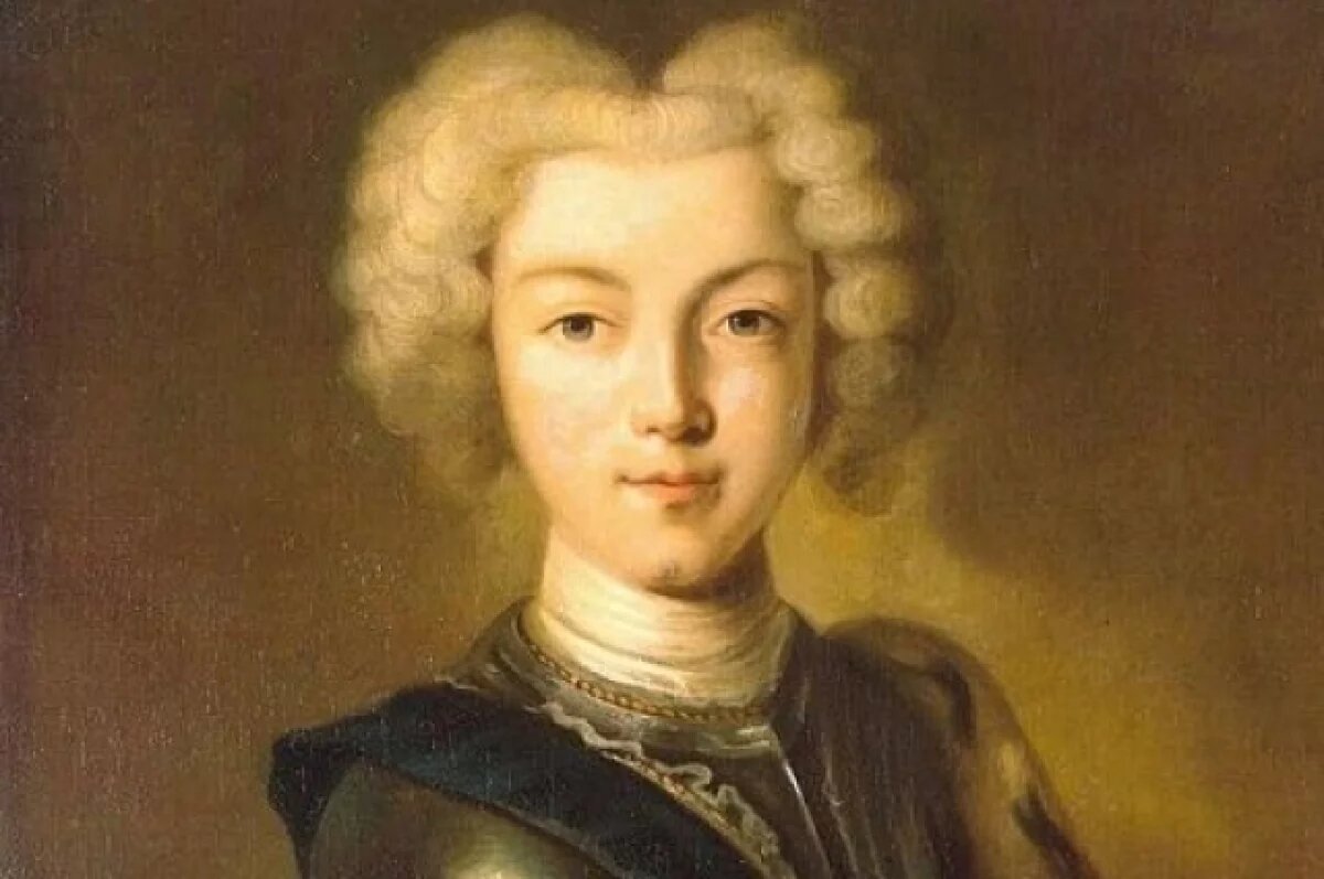    В РГВИА подменили на муляж и украли один из первых указов Петра II