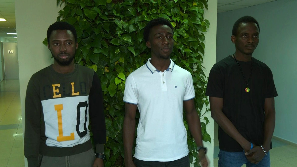    Иностранные студенты ЮГУ учат стихи русских поэтов