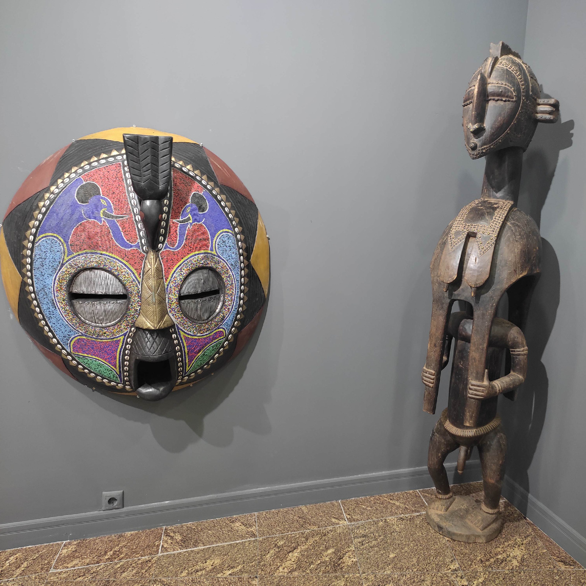 На новой выставке – «Африка. Культурный код» в Международном выставочном комплексе ART-SPACE. На Тверской, 9. С 24 октября 2024 года.