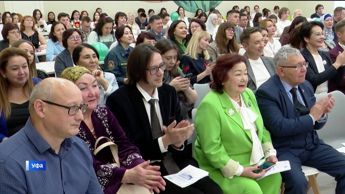    35 лет со дня основания сегодня отметила кафедра журналистики Уфимского университета науки и технологий