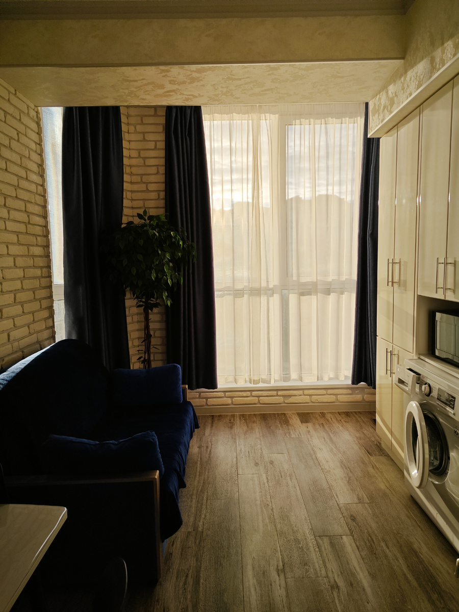 Кухня в первых солнечных лучах