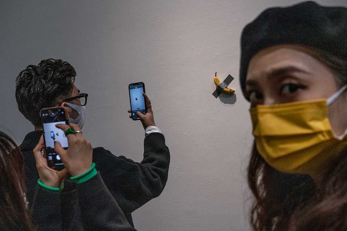 Kevin Frayer / Getty Images📷Работа вызвала широкое обсуждение в арт-сообществе и СМИ