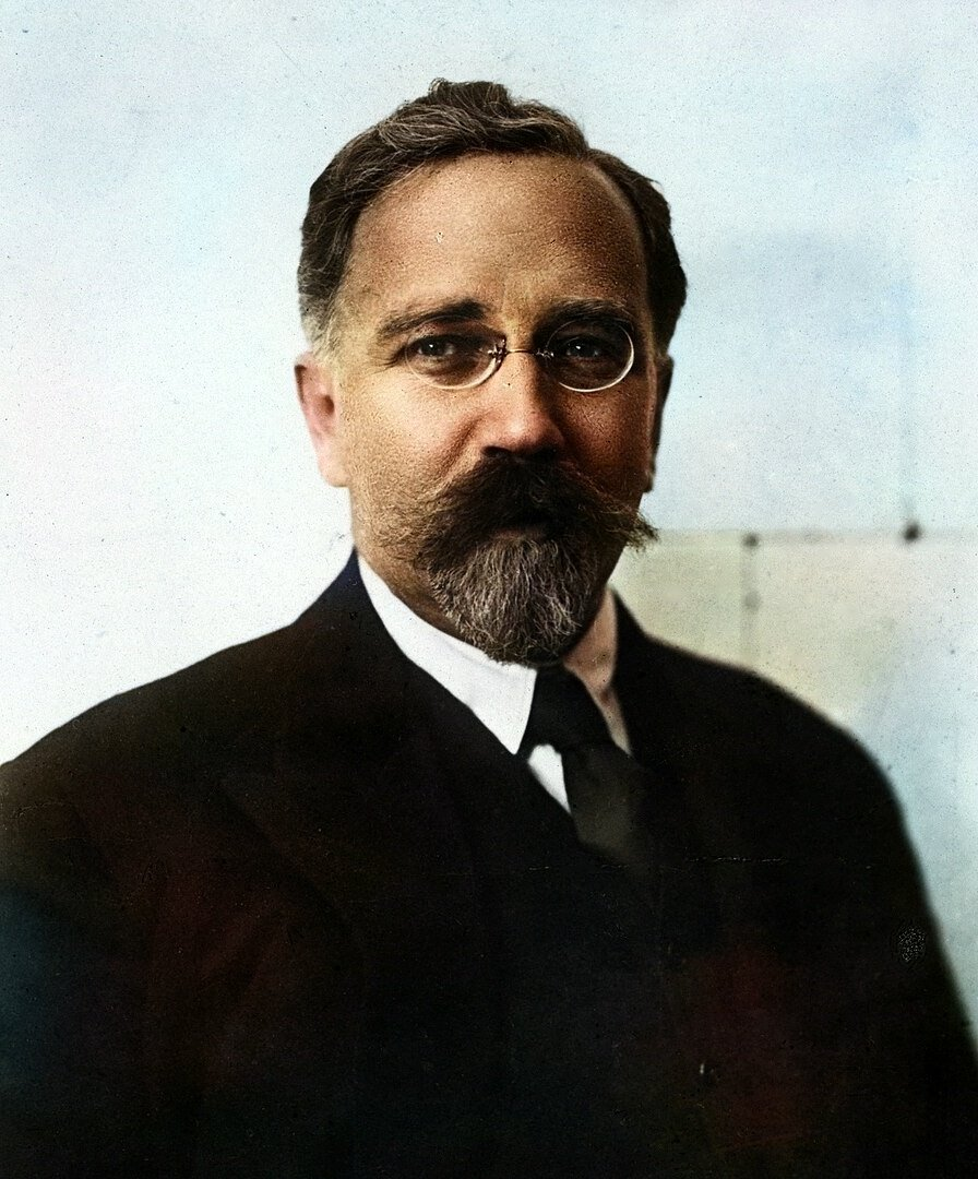 Л. Б. Каменев