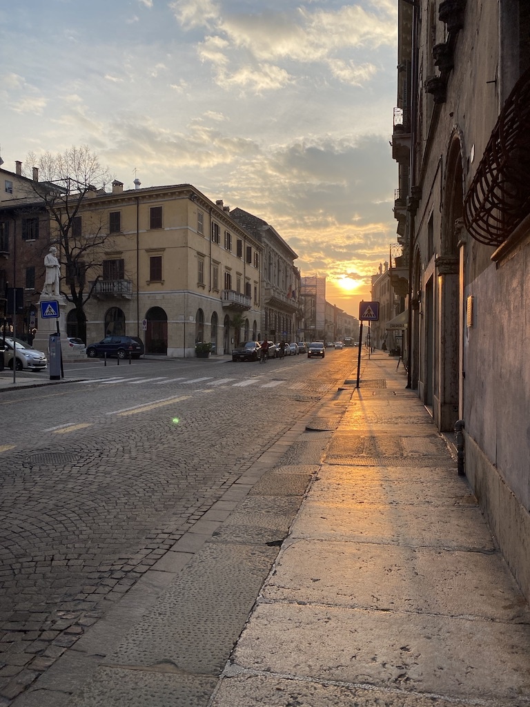 Верона, Север Италии