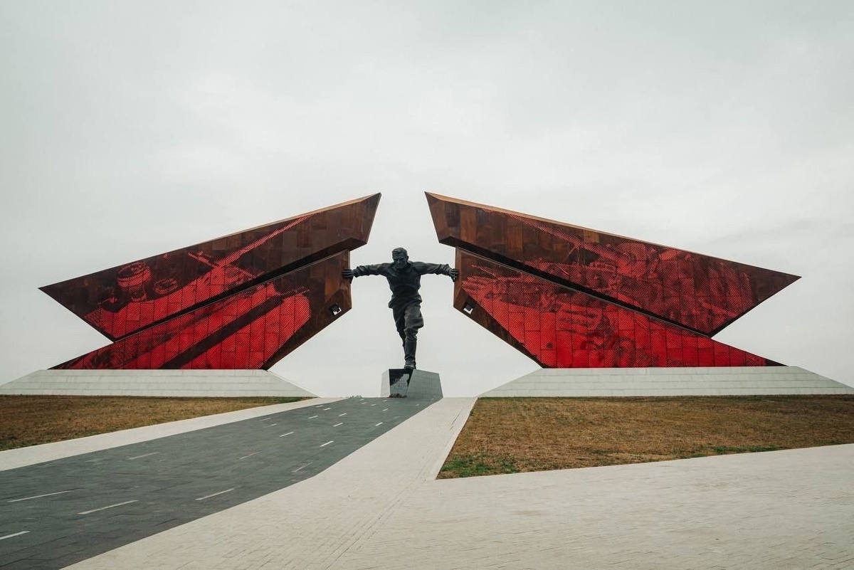    Продолжается строительство второй очереди историко-мемориального комплекса «Курская битва»