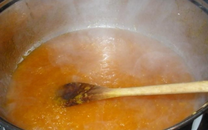 Научили готовить тыквенный нектар на зиму, новый “ленивый” метод: лучшее, что можно сделать из тыквы. Густой, душистый - за уши не оттянешь