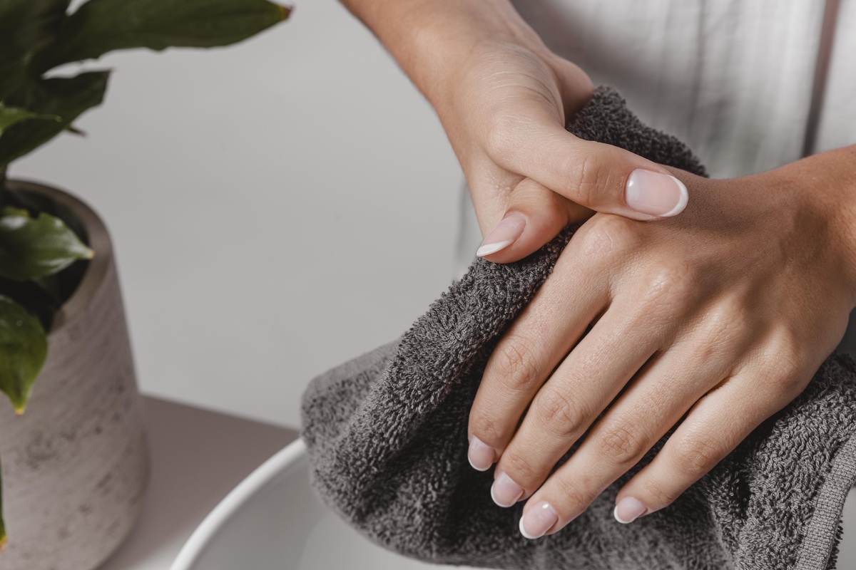     Прощай наращивание: как отрастить длинные и крепкие ногти в домашних условиях