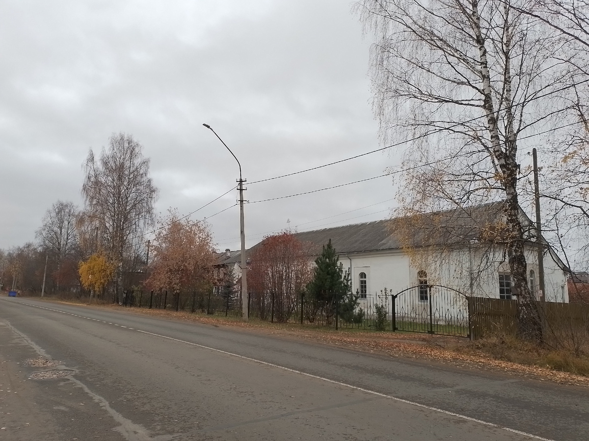 Ранним утром улицы пустые