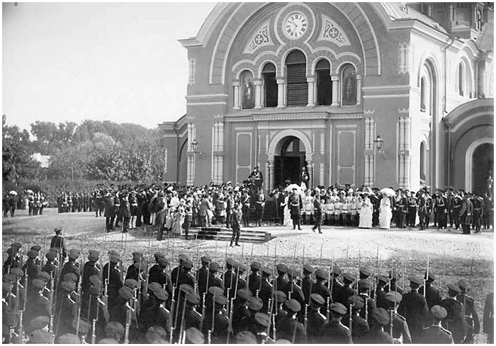 Праздник Бородинского полка. Император Александр III в крепости Брест-Литовск. 1886 год. 