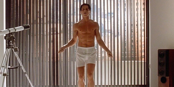 Кристиан Бейл в фильме "Американский психопат" 2000г.