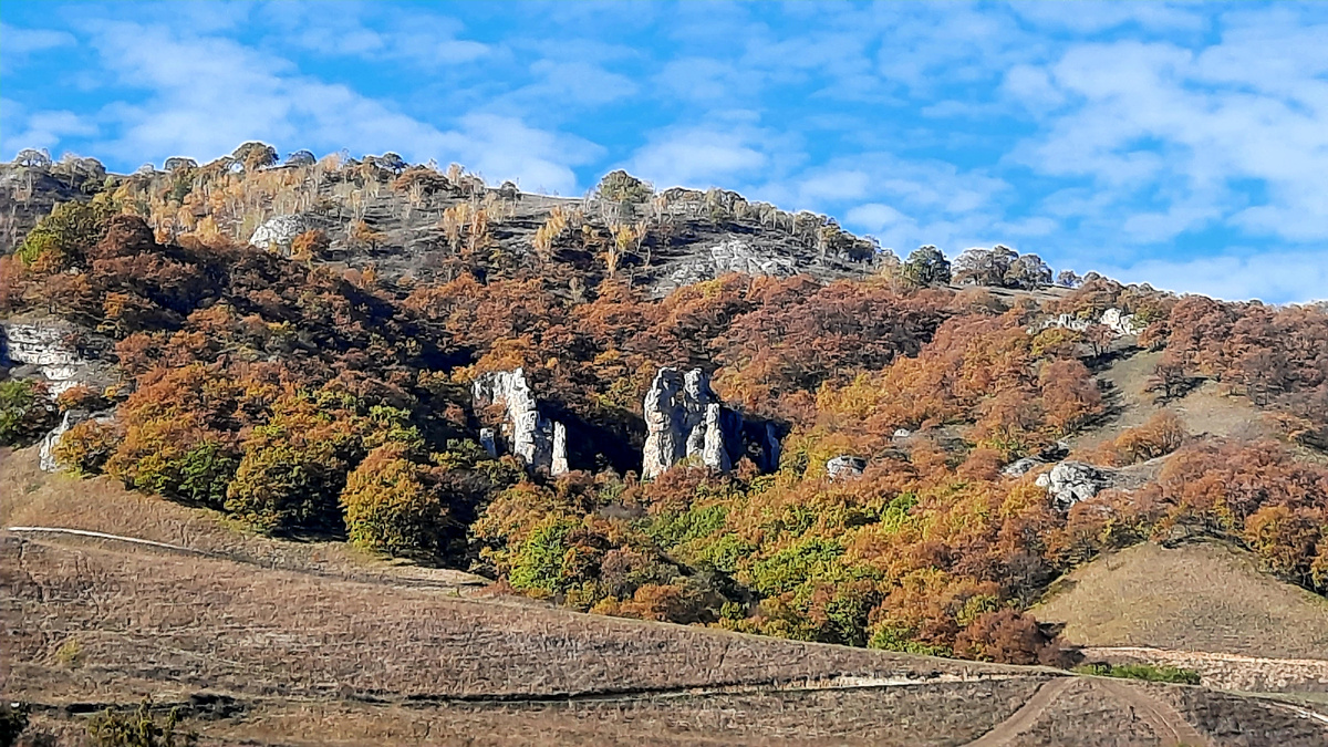  Очень интересные скалы "Куклы"