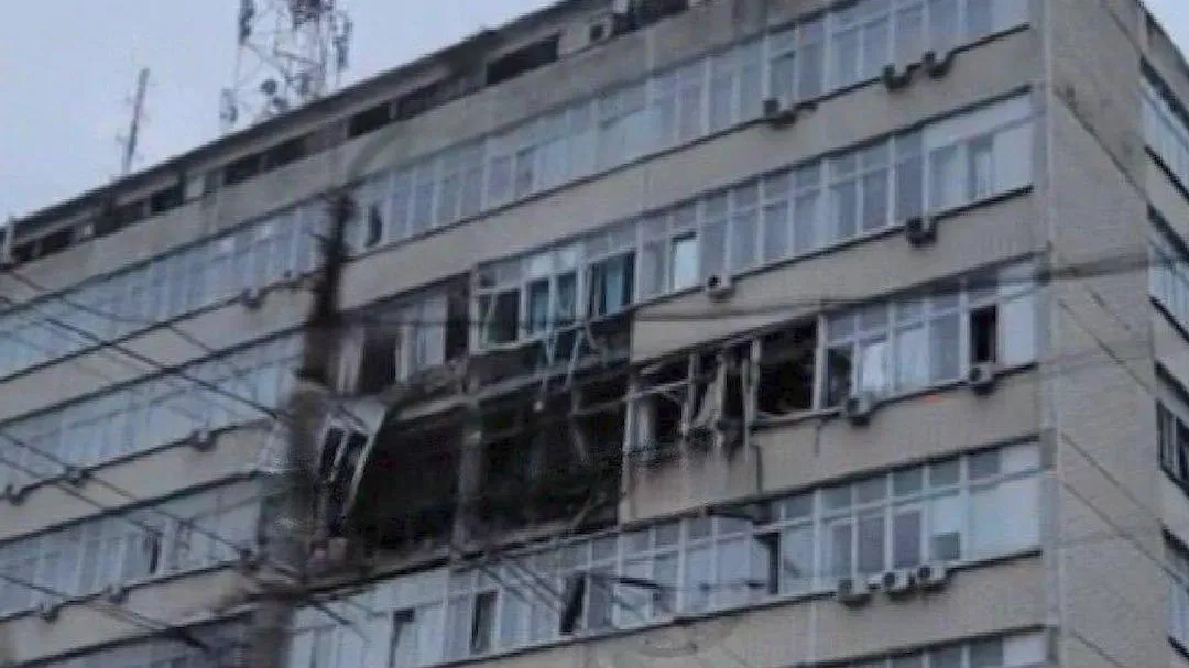 Копрус здания Кремний ЭЛ в Брянске.