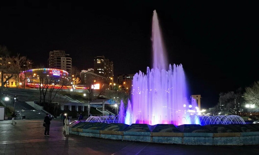 Фонтан работает с мая по сентябрь. В будни — с 10:00 до 22:00, в выходные — с 10:00 до 23:00. Фото: Светлана Цыганова / Яндекс Карты