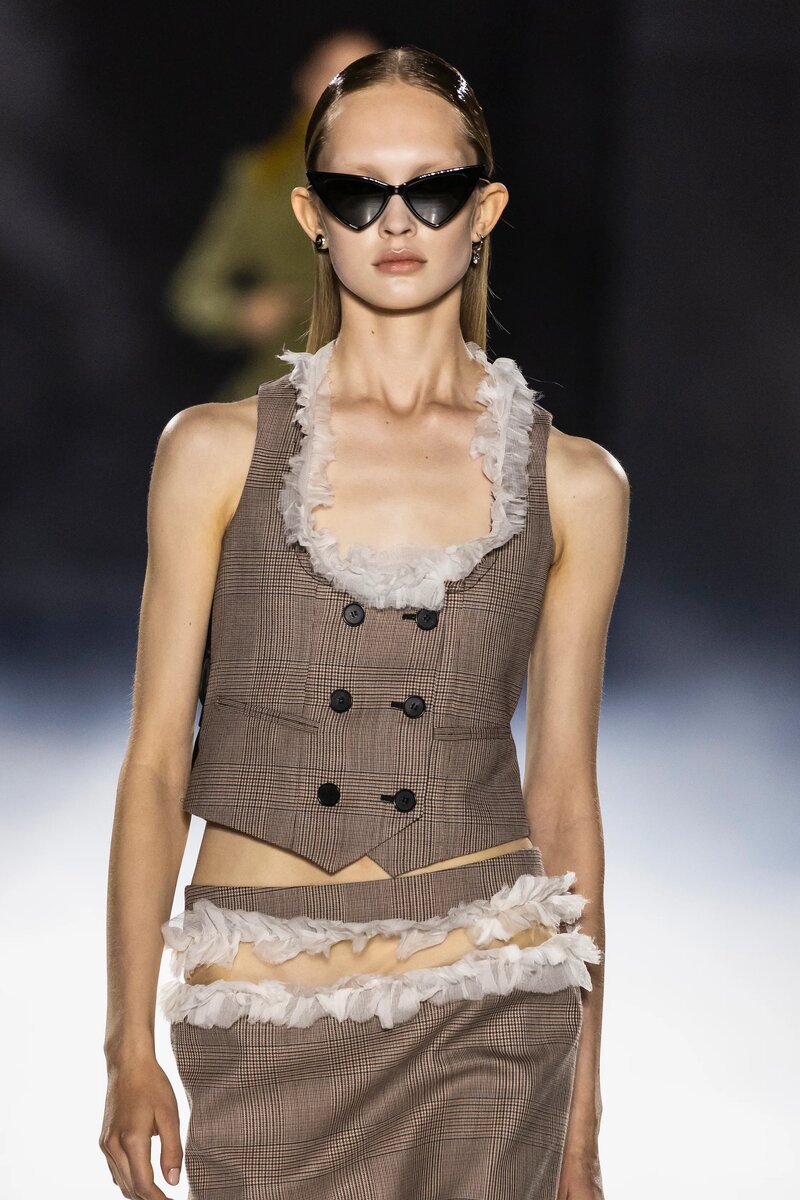 Alexander McQueen Spring 2025
