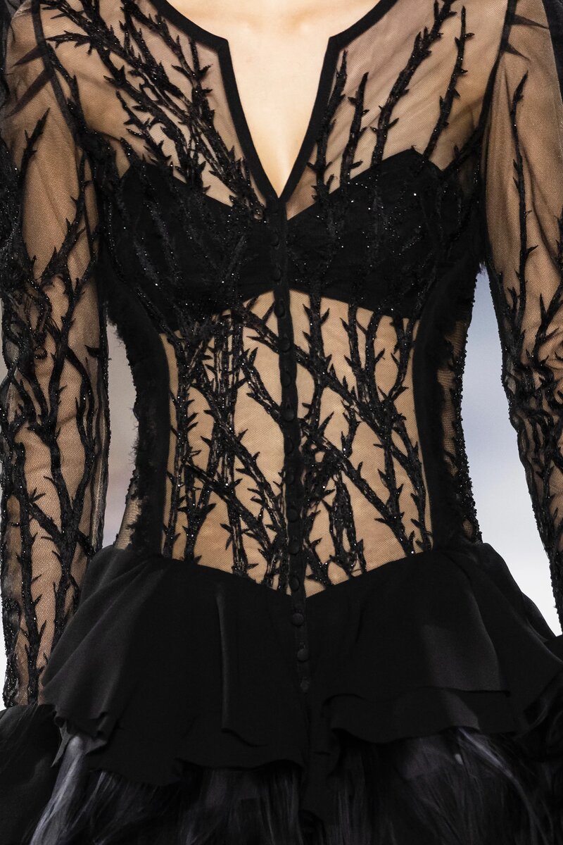 Alexander McQueen Spring 2025