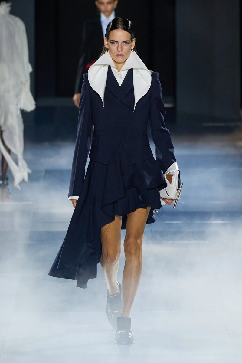 Alexander McQueen Spring 2025