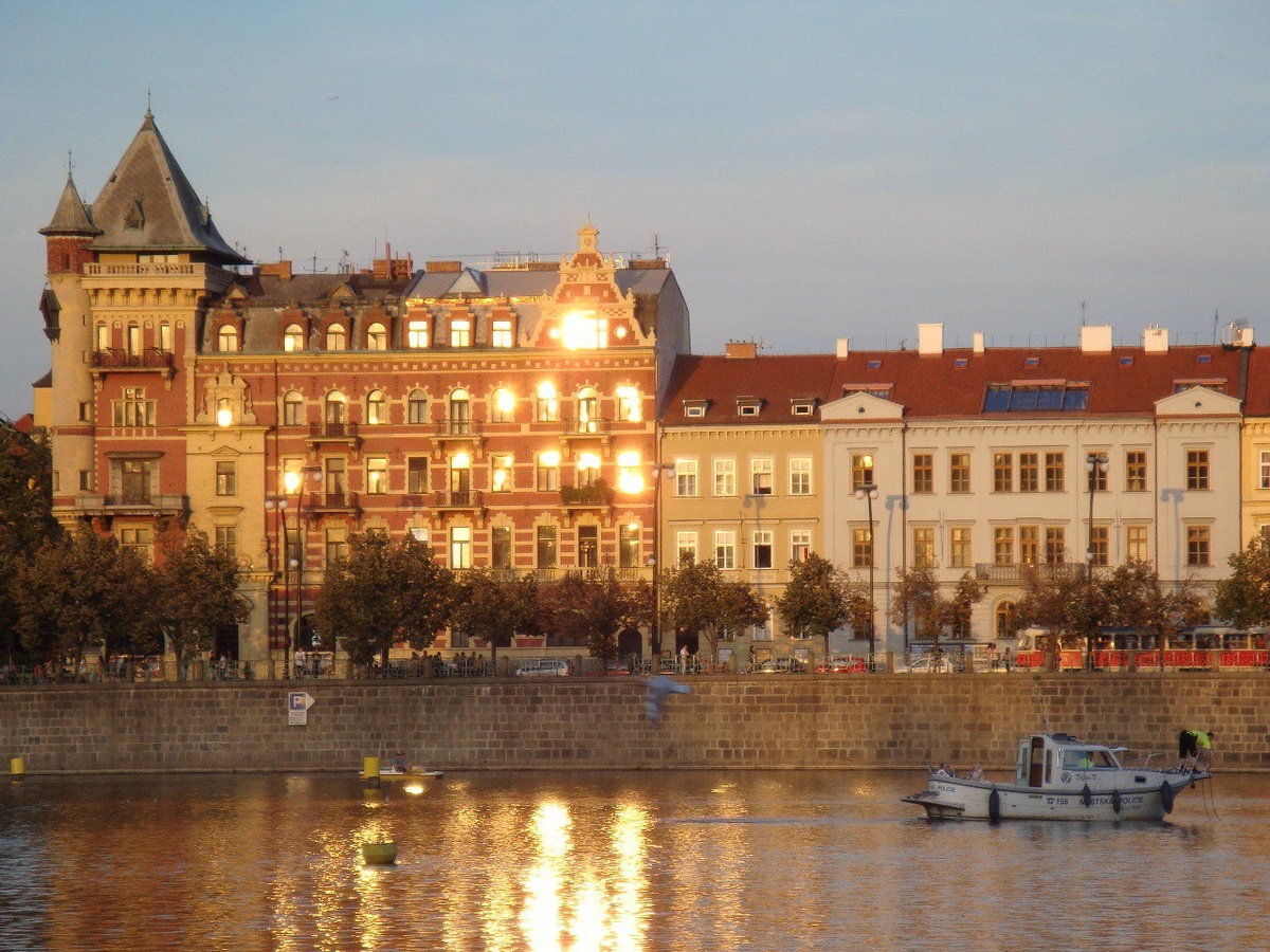 Неожиданно в Прагу