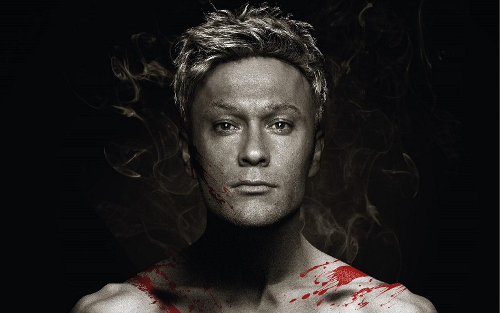    «Парфюмер», «Двое на качелях» и «Третий - лишний?»: какие спектакли стоит посмотреть в начале ноября