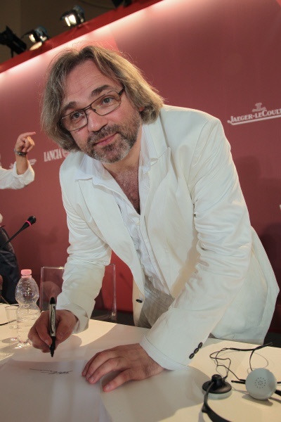 В.Косаковский