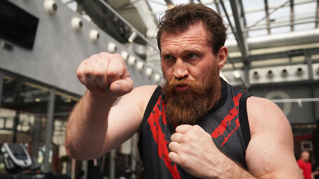    Дмитрий Кудряшов.Эдуард Корниенко Известия