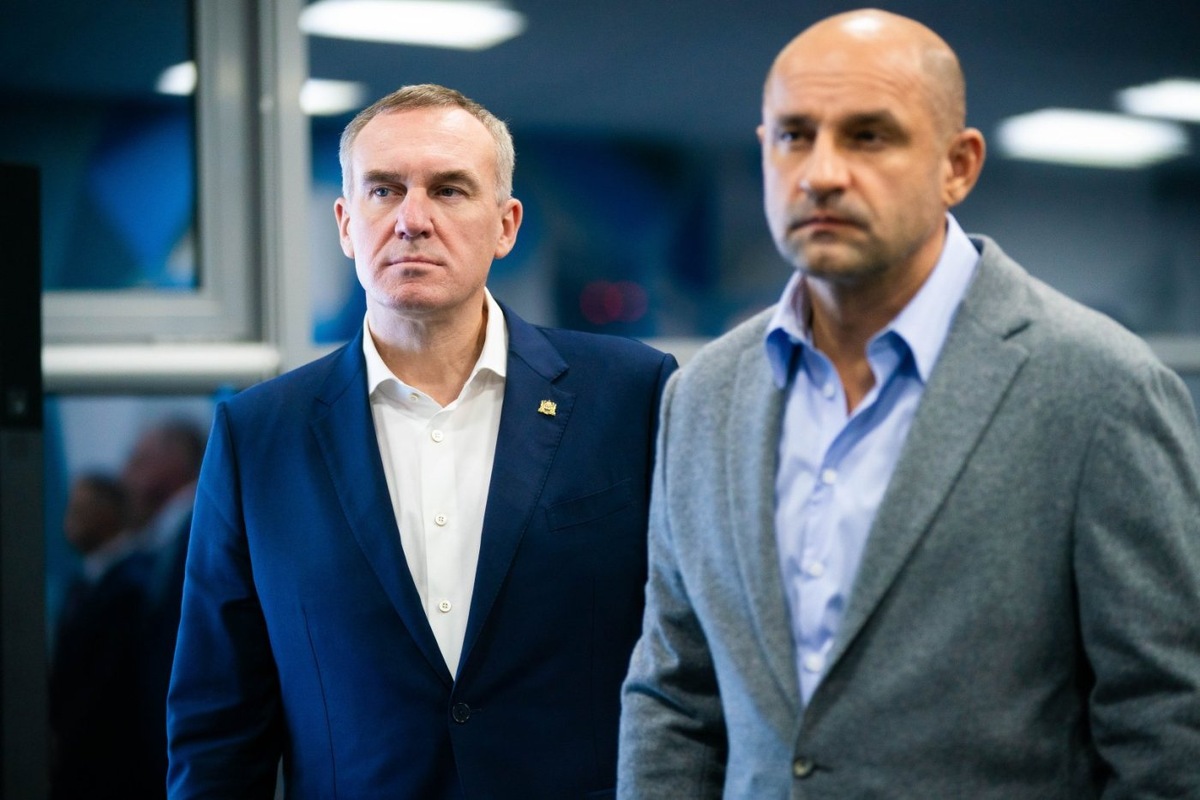    Артём Жога посетил центр управления добычей «Газпромнефть-Хантоса»