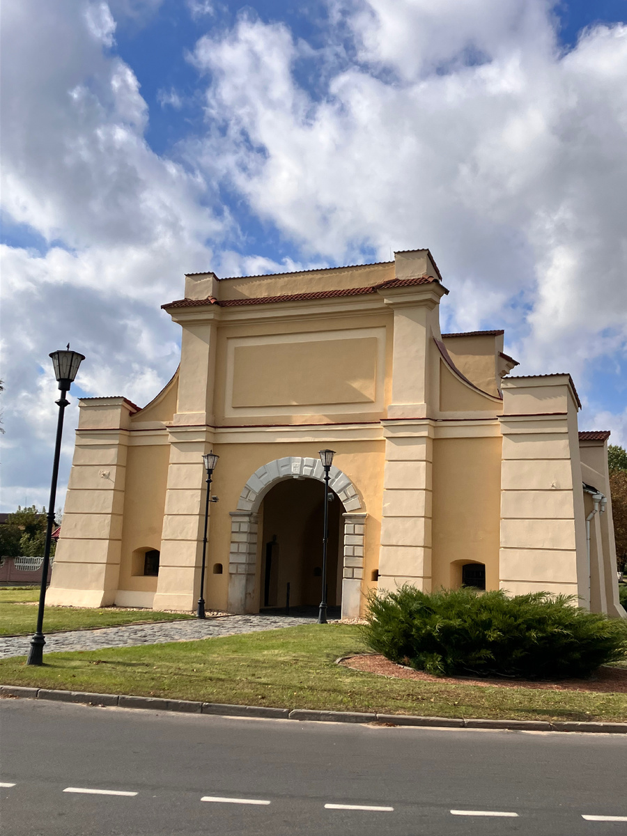 Слуцкие ворота 