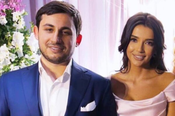    Петр Гаврилов с женой. Фото: МК