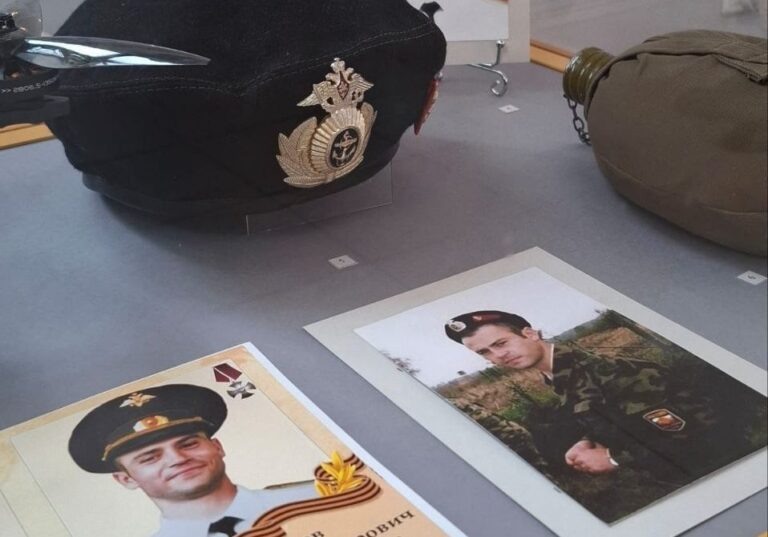    В Оренбурге открылась выставка, посвящённая специальной военной операции Оренбуржье