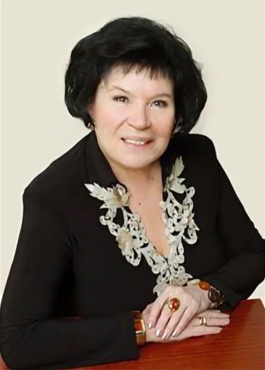 Е старшинова. Е старшинова. Е старшинова. Е старшинова. Старшинов хоккеист.