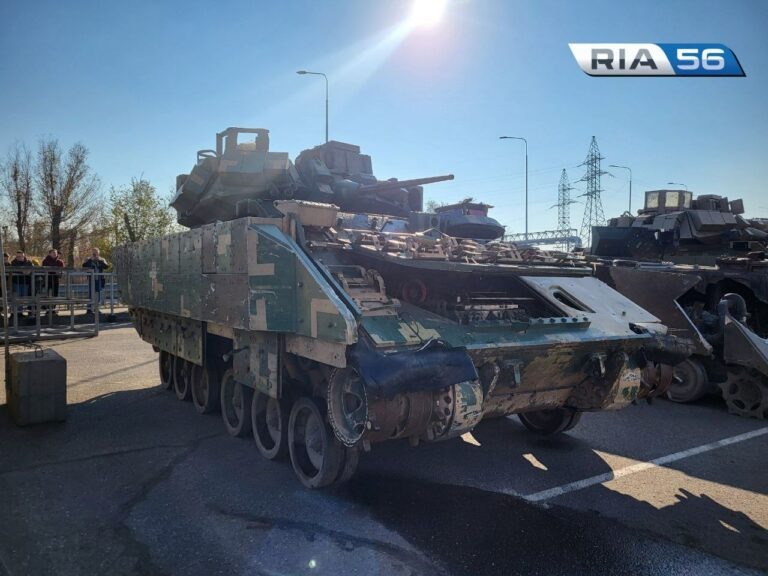    Этим железом они хотят нас победить. В Оренбурге открылась выставка трофейной техники НАТО Кристина Просвиркина