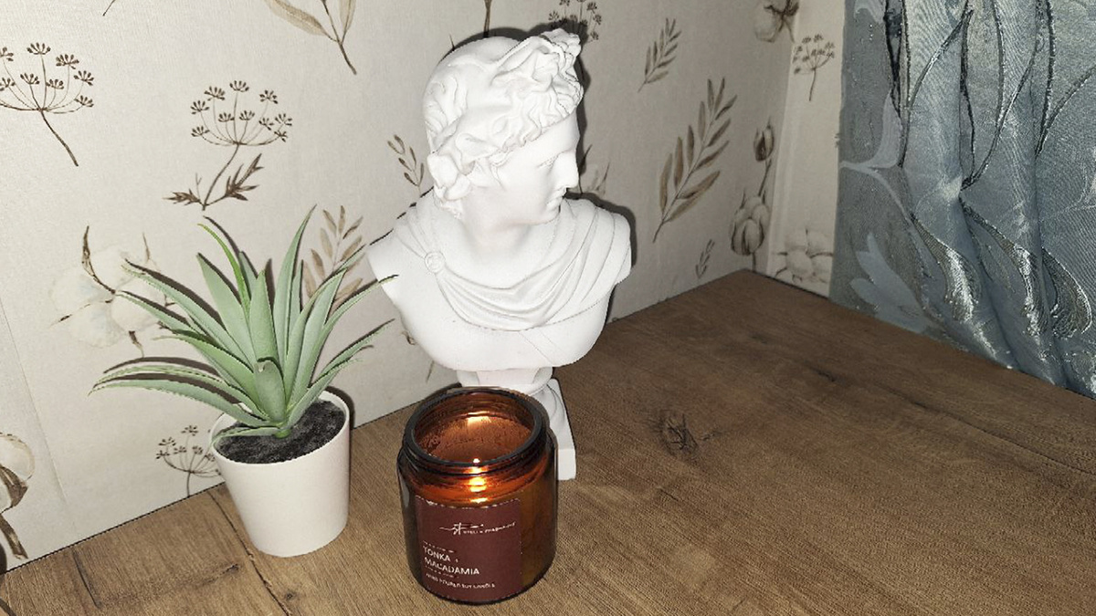 Ароматическая свеча вносит уют в ваш дом