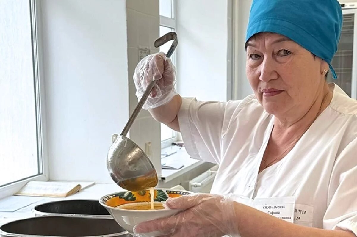    Обед на поправку.