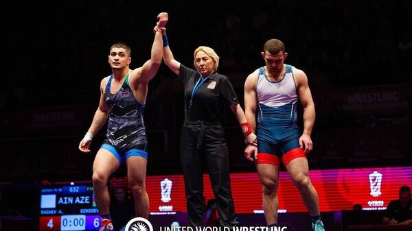    © United World Wrestling