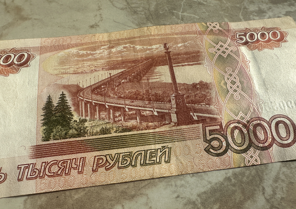    Сигнал тревоги или веление времени: названы причины обновления купюр в России