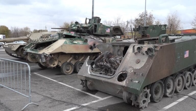    В Оренбурге открылась выставка трофейной техники НАТО Оренбуржье