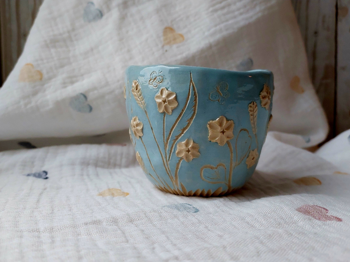 Ангобная подложка на стакане