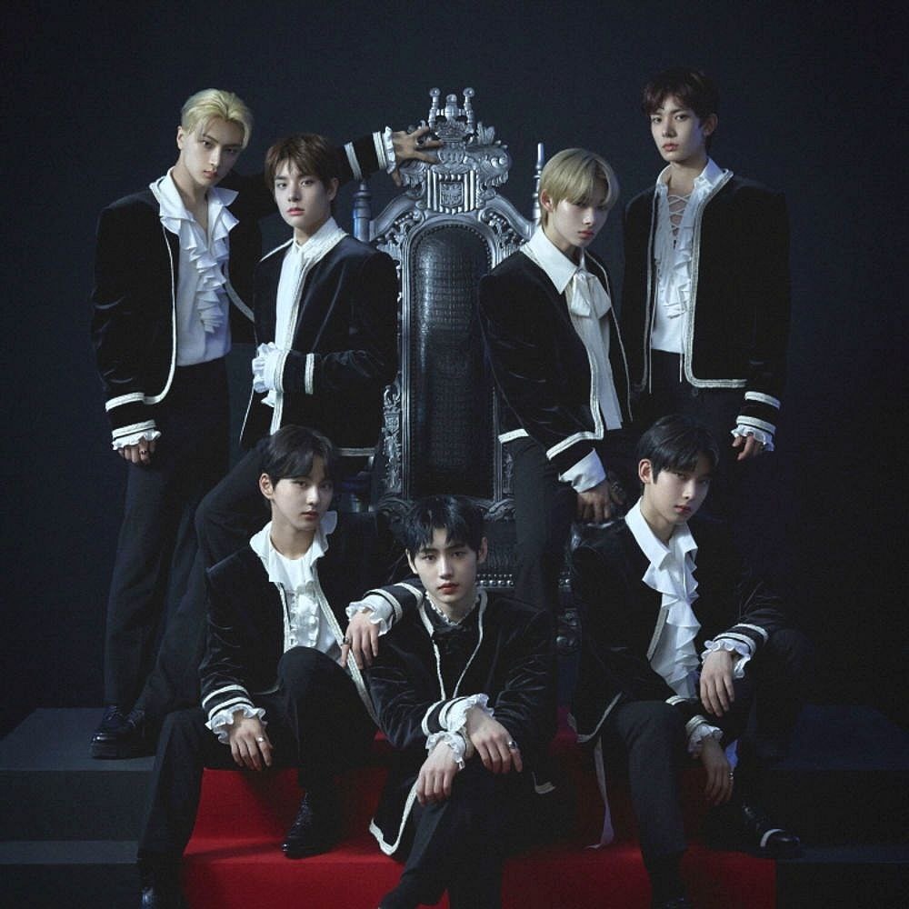 7 участников группы участвовали в шоу на выживание “ Iland”