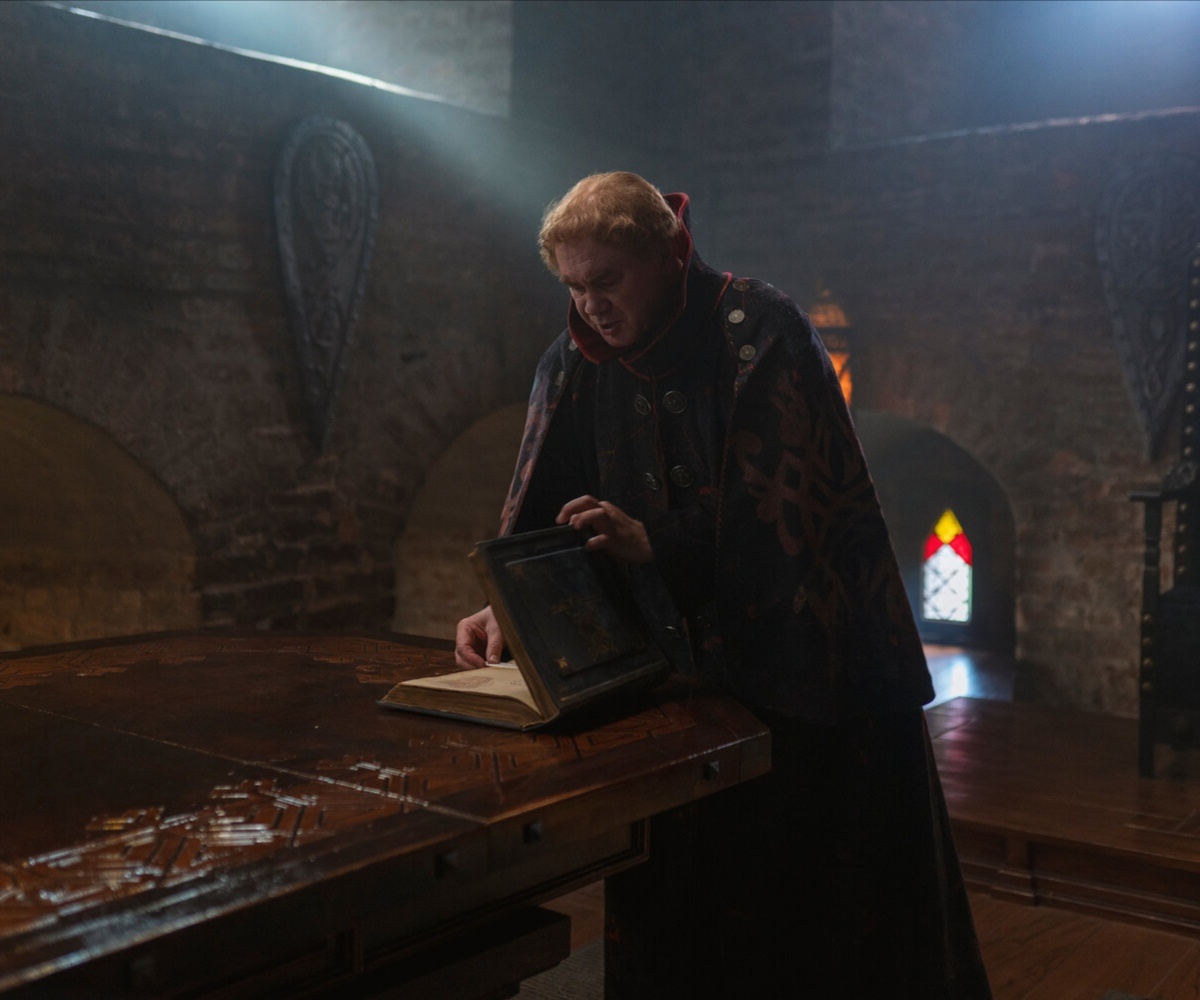 Кадр со съёмочной площадки фильма "Огниво".