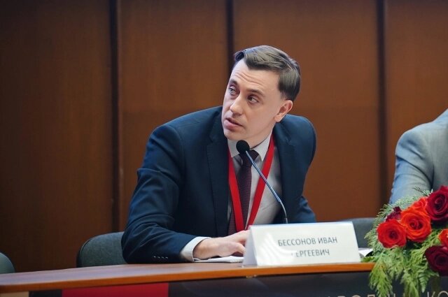    Иван Бессонов рекомендует исключить из рациона фастфуд и жирную пищу. Фото: АиФ - Тюмень