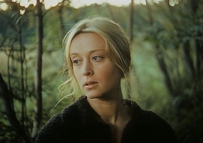 кадр из фильма "Зеркало" - Маргарита Терехова