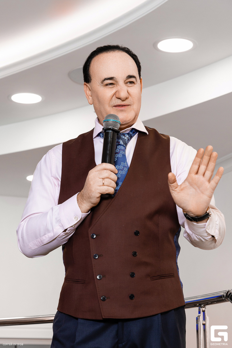 Рушель Блаво Врач психотерапевт 