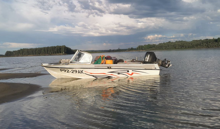Причалили к острову