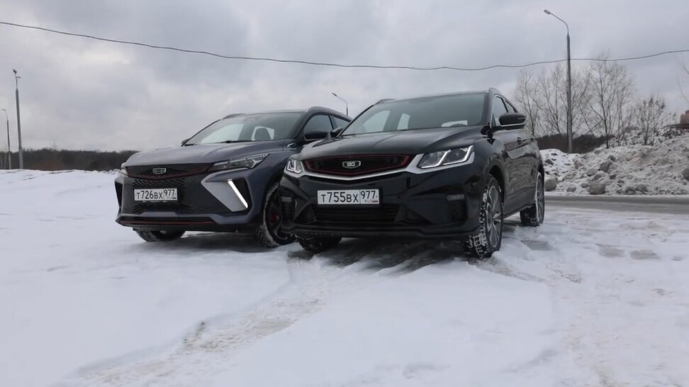 Обновлённый Geely Coolray - слева, Belgee X50 - справа